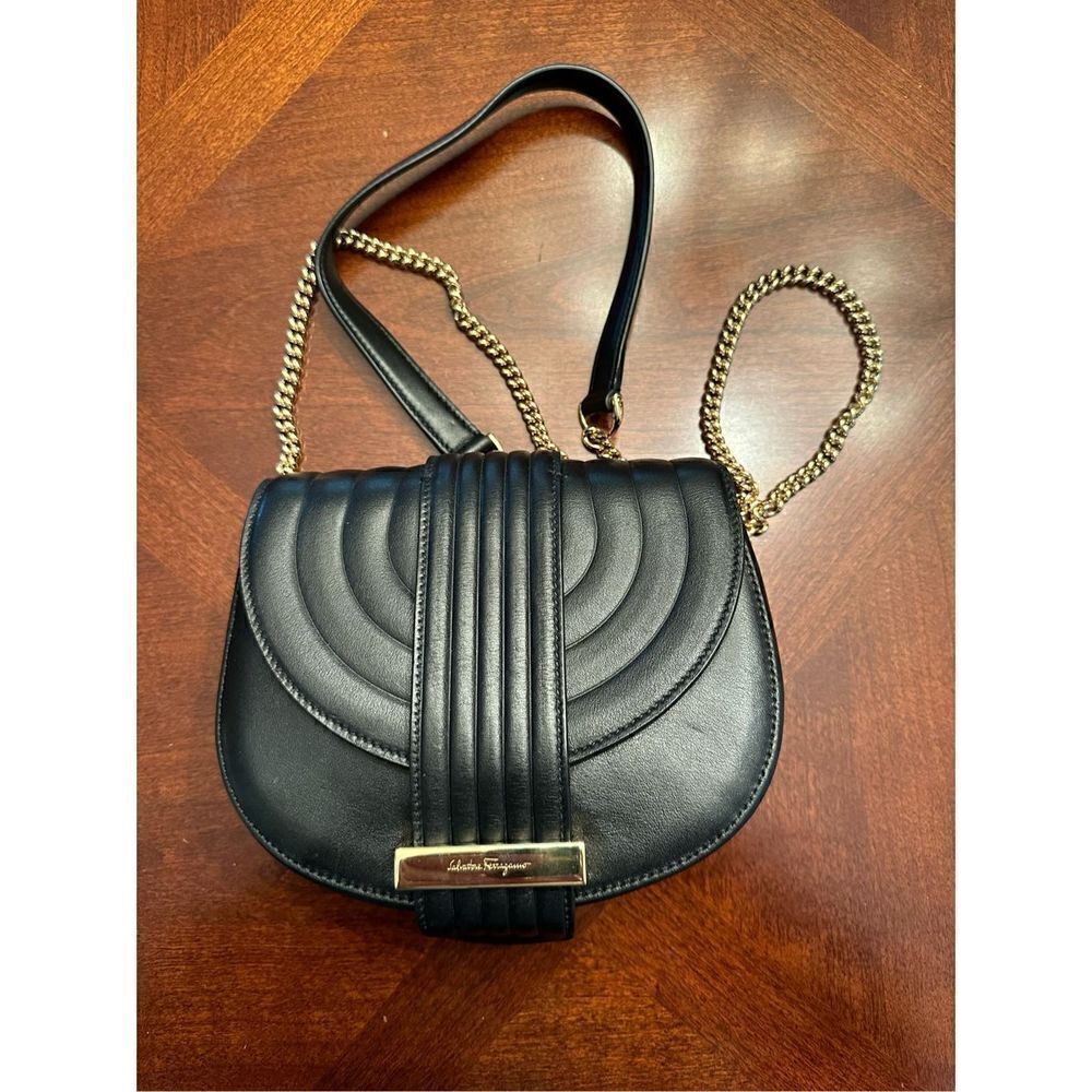 SALVATORE FERRAGAMO Women’s Rosette Leather Chain Crossbody Bag Black, NWT - Picture 2 of 11